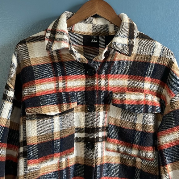 Shein Shacket medium - Picture 2 of 5